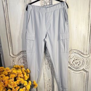 Old Navy Hybrid Gray Cargo Joggers Pants